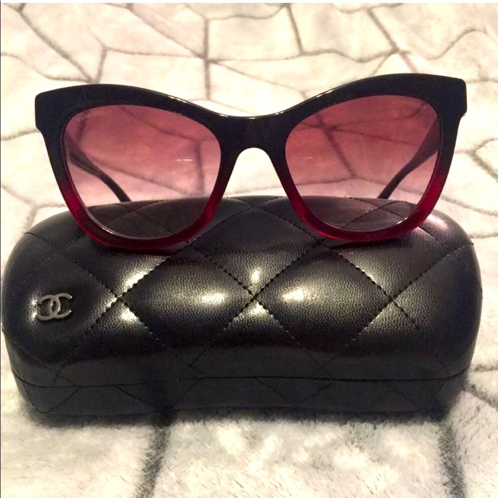Rare CHANEL SUNGLASSES❤️